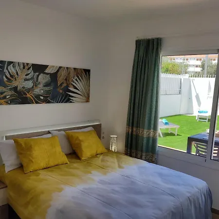 Orquidea With Private Garden Holiday home