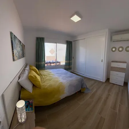 Holiday home Orquidea With Private Garden